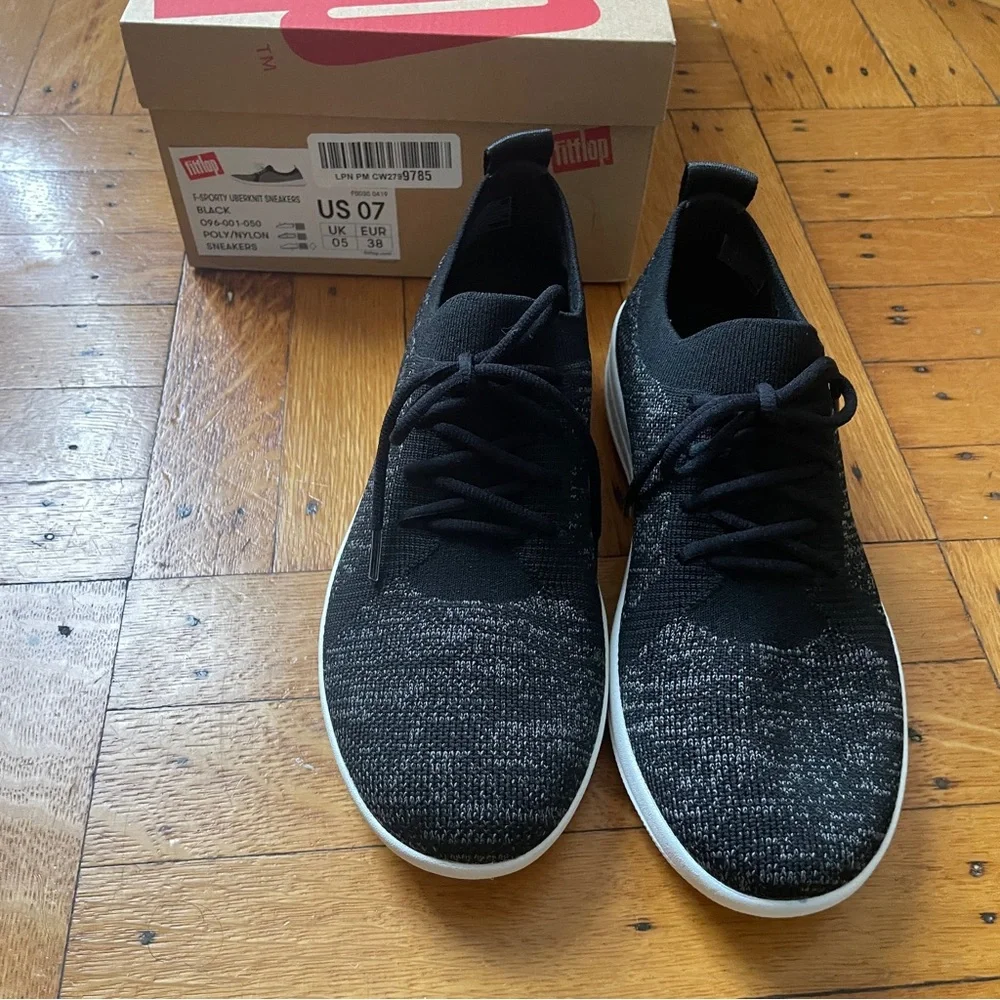 Fitflop Black and White Lace up Sneakers - Picture 2 of 8